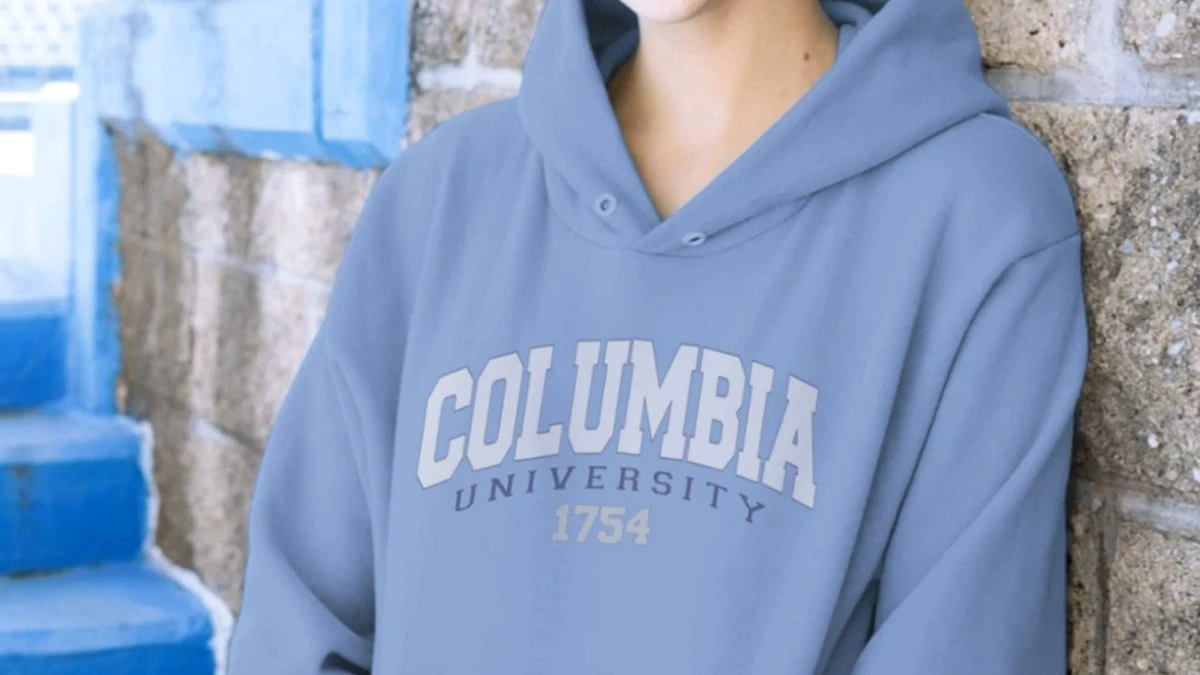 10 Must Visit Websites For Custom College Hoodies In 2025