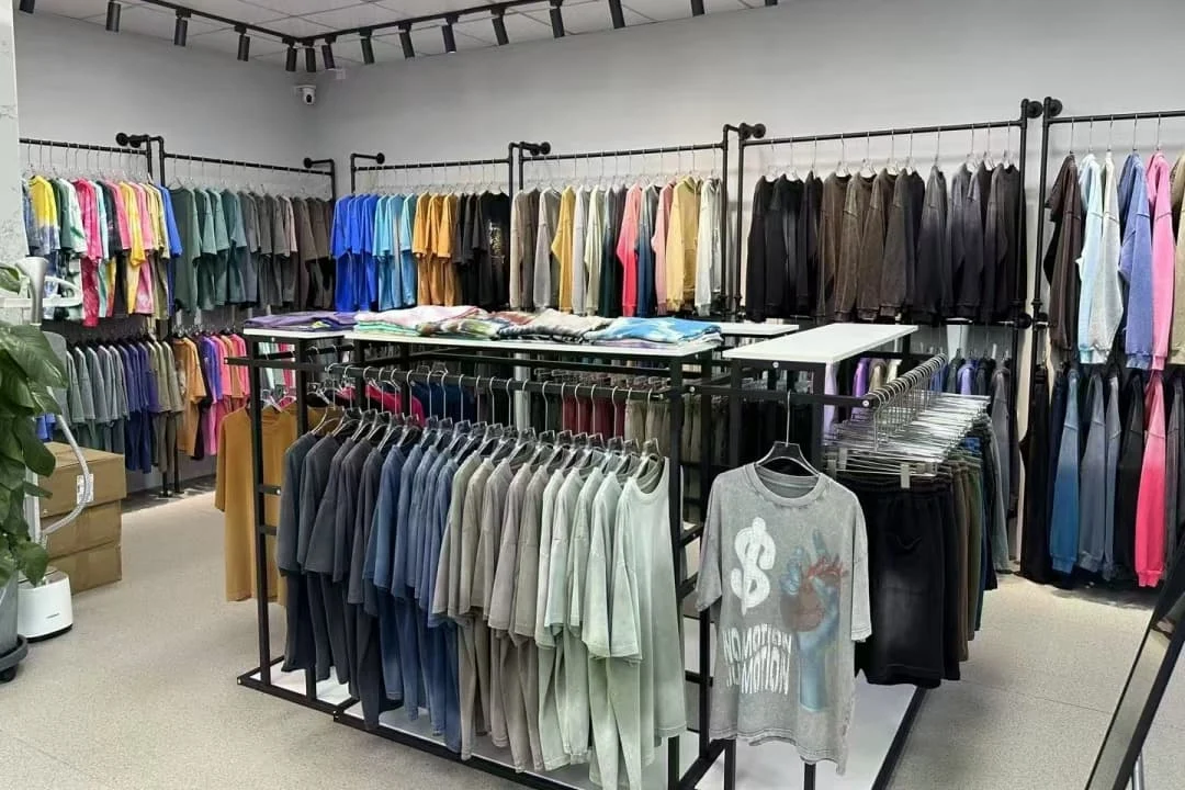 11 Sample Room