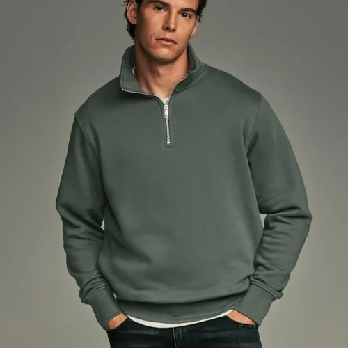 Pullover Model Images (1)